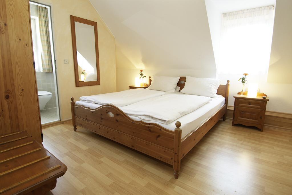 זירנדורף Hotel Regina חדר תמונה