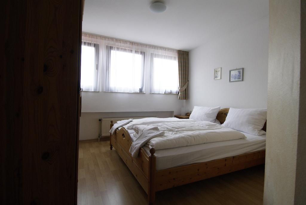 זירנדורף Hotel Regina חדר תמונה